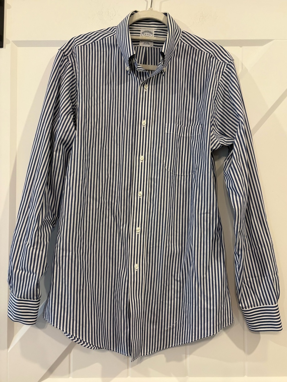 Brooks Brothers Cotton Button Down 15” Medium